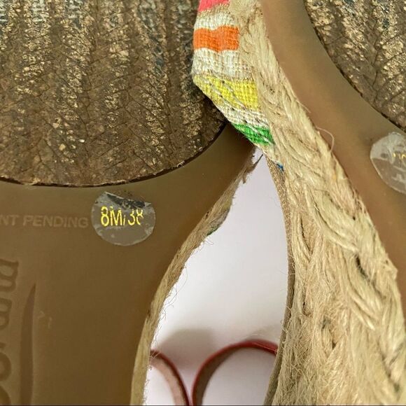 Lucky Brand Kyndra Multi-Color Espadrille Wedge Sandal in Size 8M - Picture 11 of 12